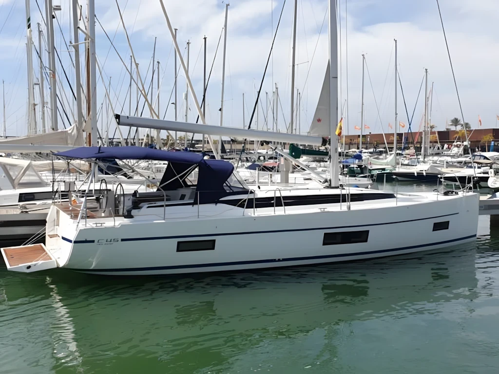 Bavaria C45 Style