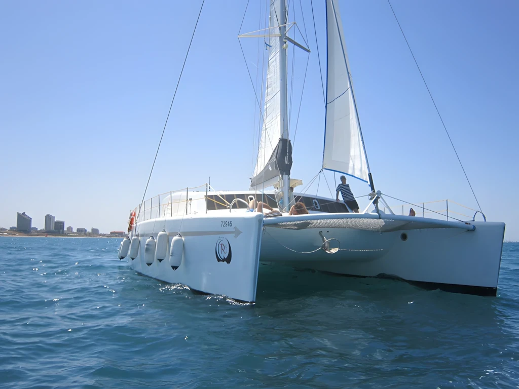 Manta 44