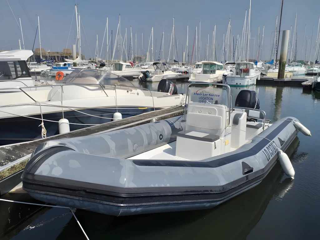 Zodiac 7.30