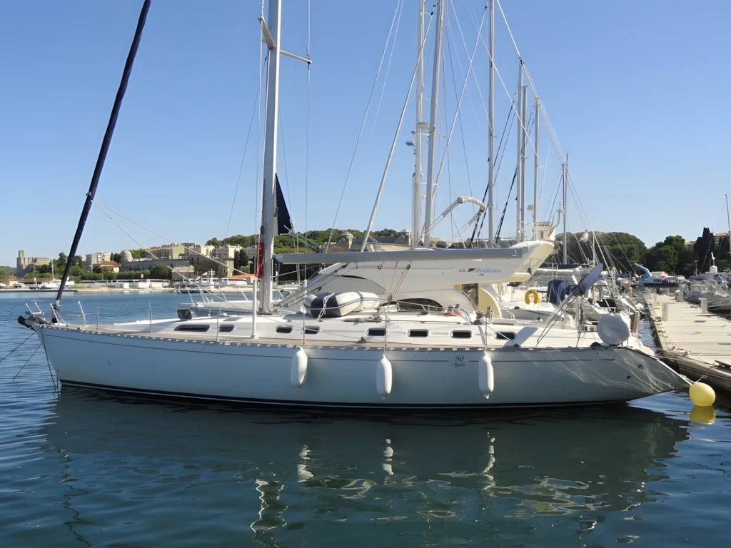 Dufour 50 Classic