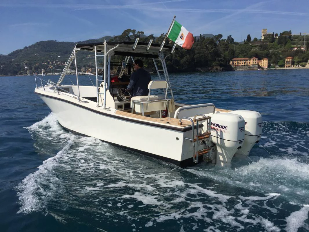 Mako Marine 241