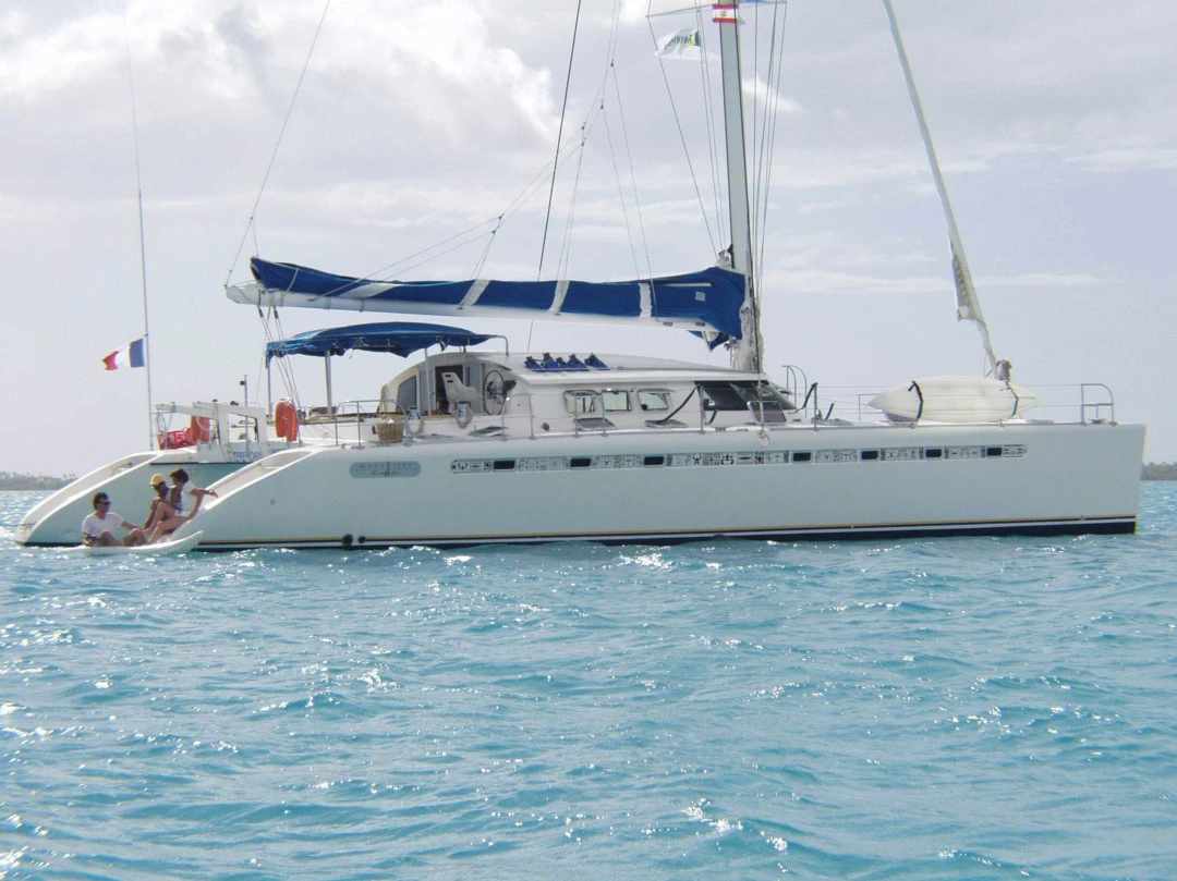 Marquise 56