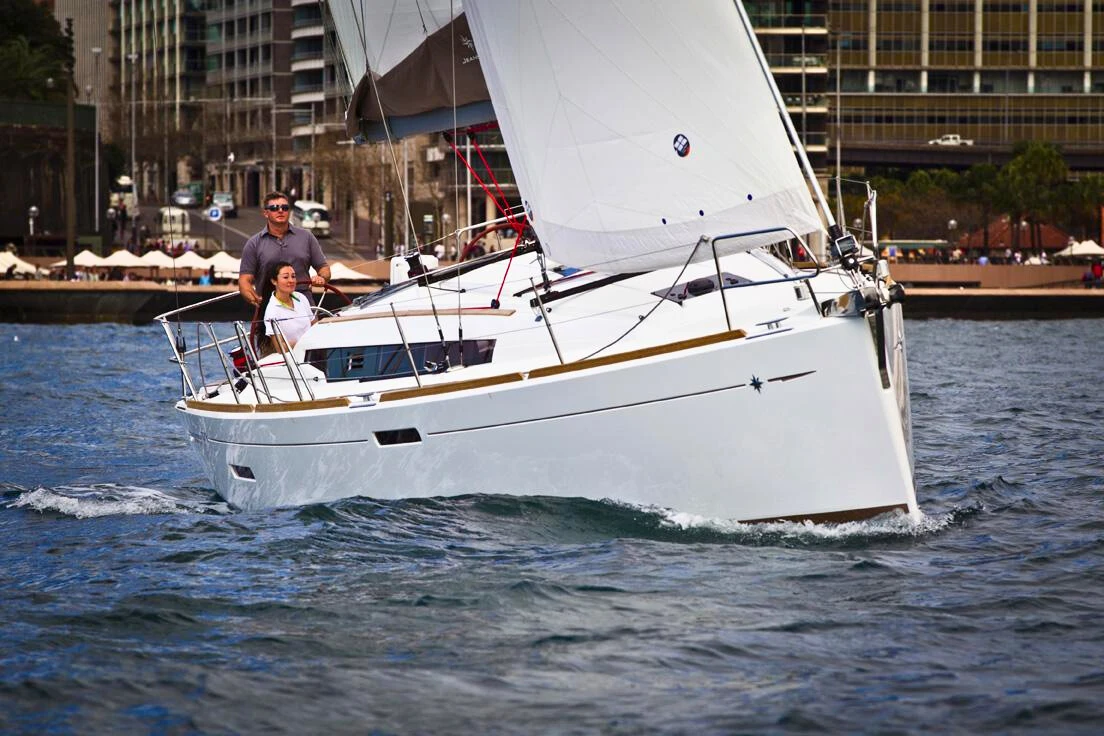 Sun Odyssey 389