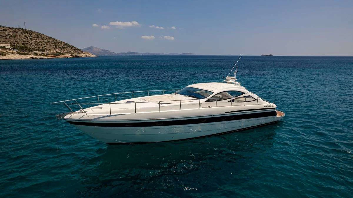 Pershing 52