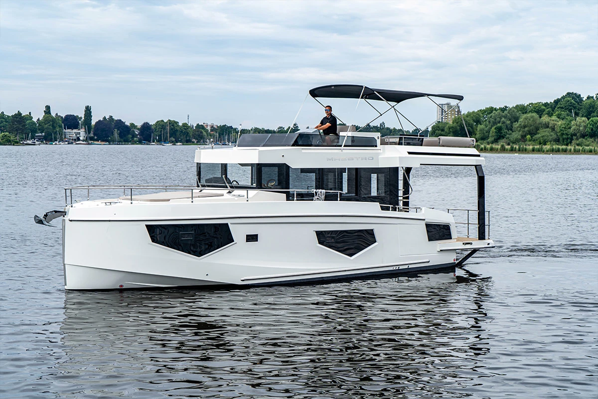 Futura 42 Maestro