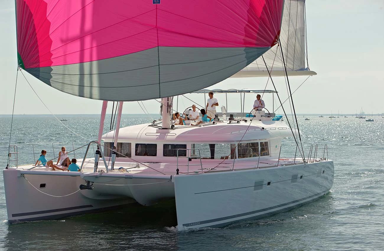 Lagoon 620