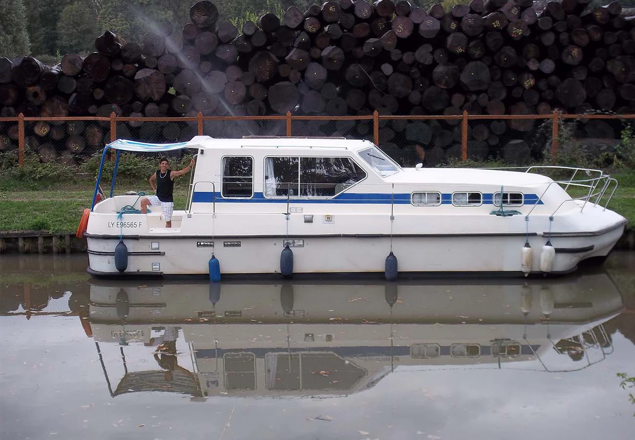 Triton 1050