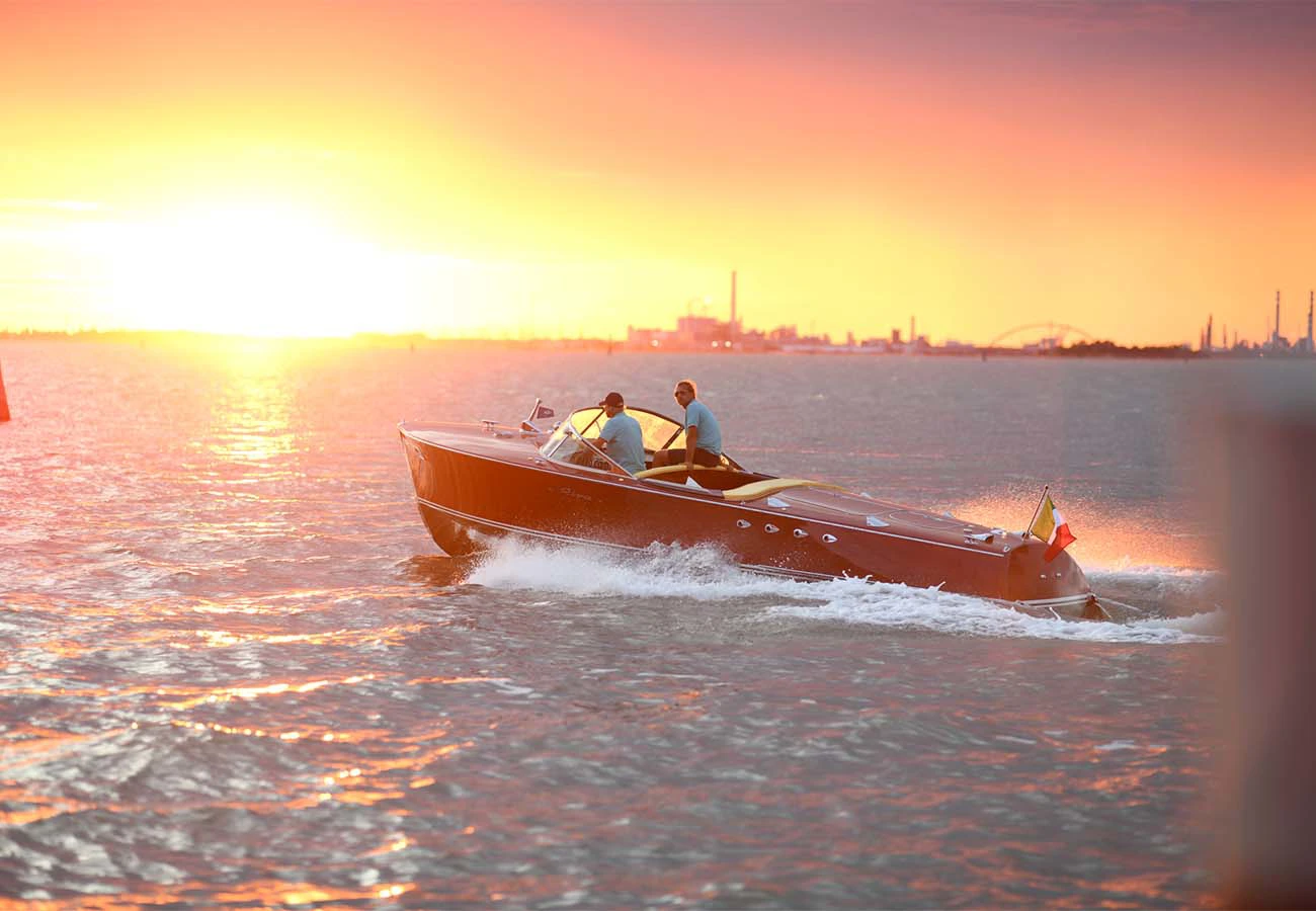 Riva Tritone