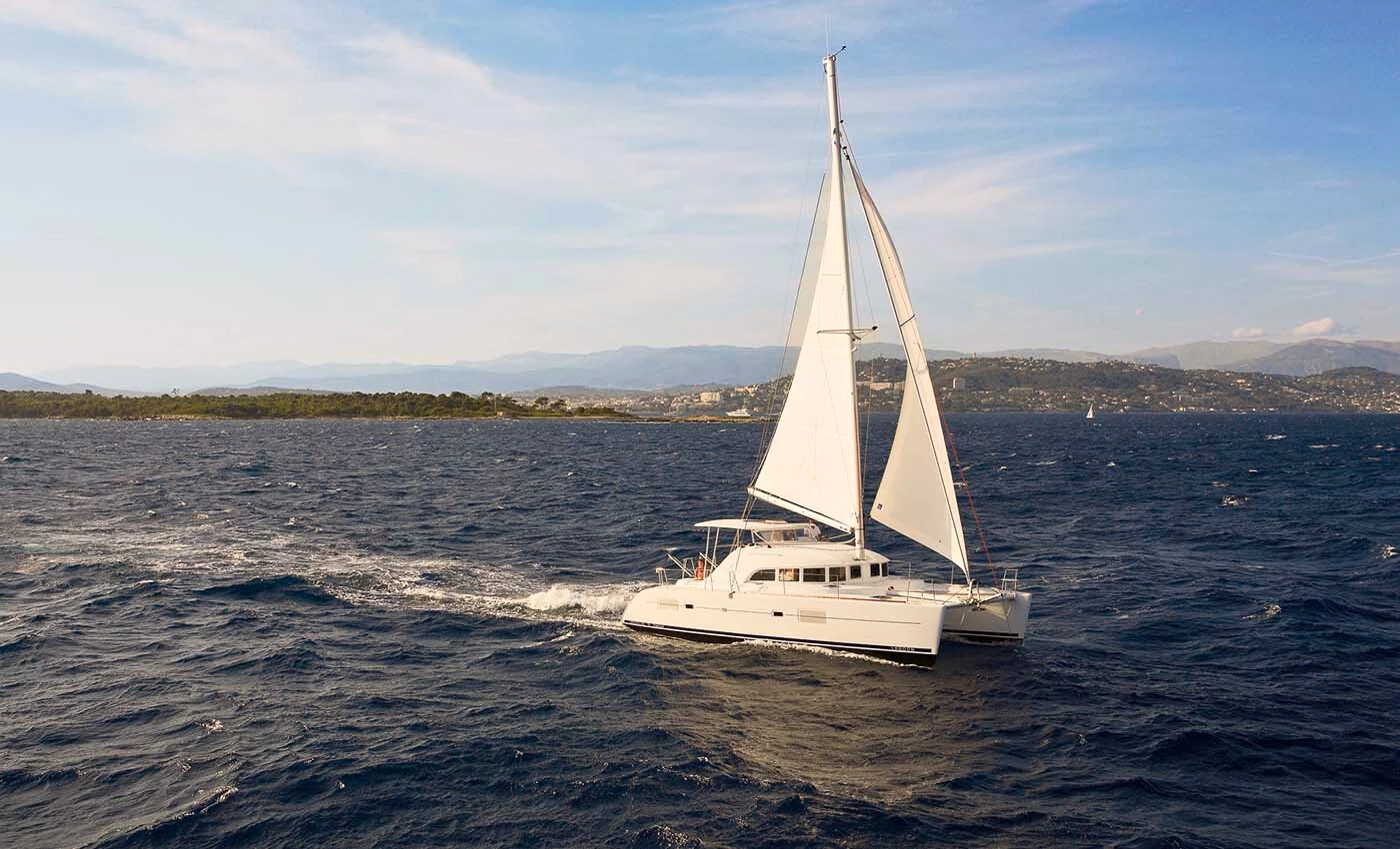 Lagoon 380