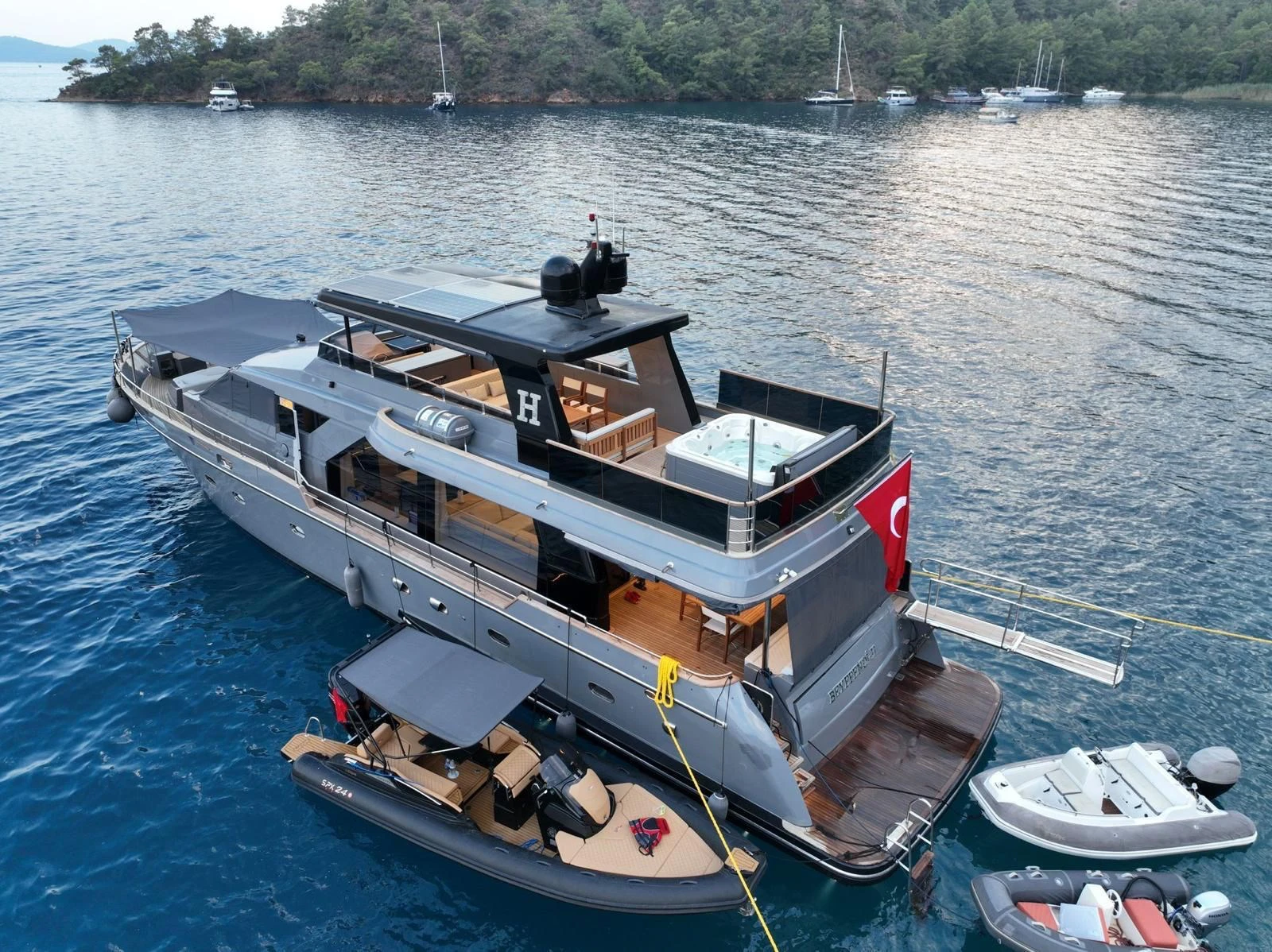 Beyefendi H