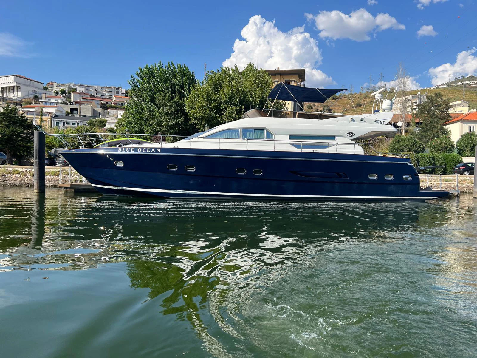 Cantiner Nautico VZ