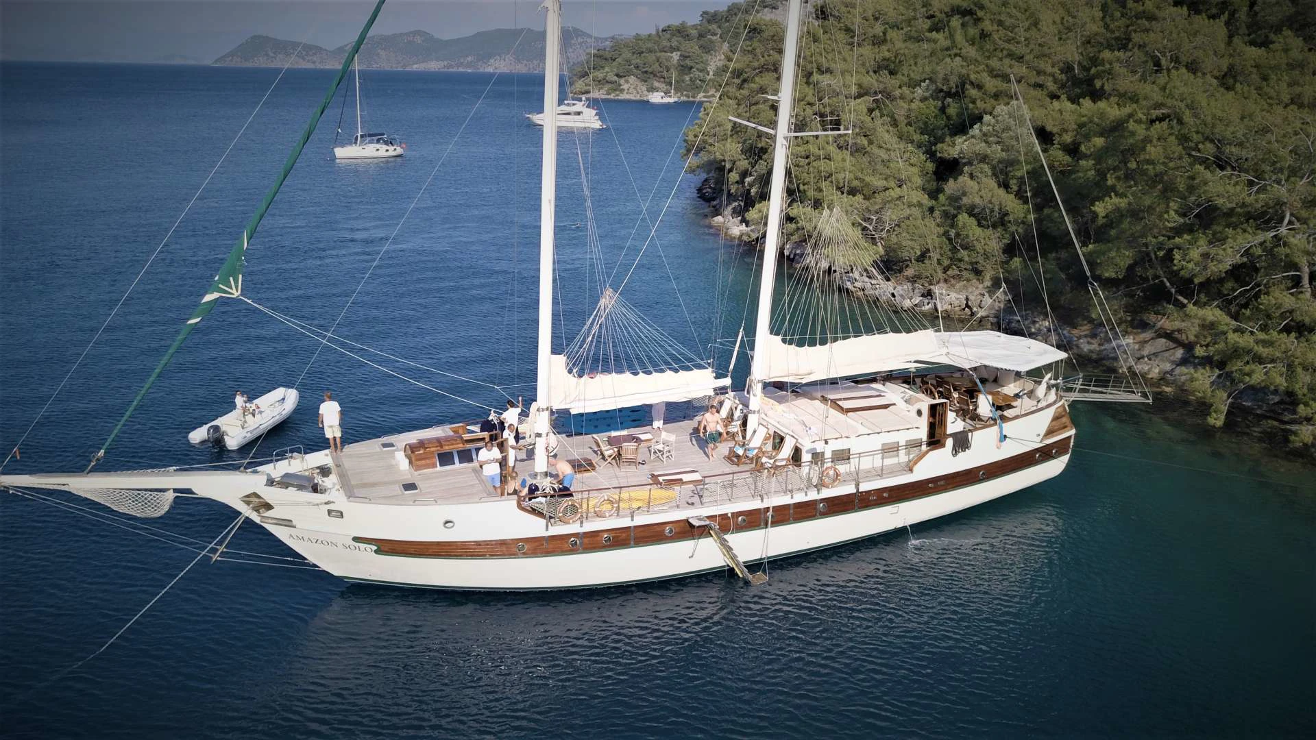 S/Y Amazon Solo