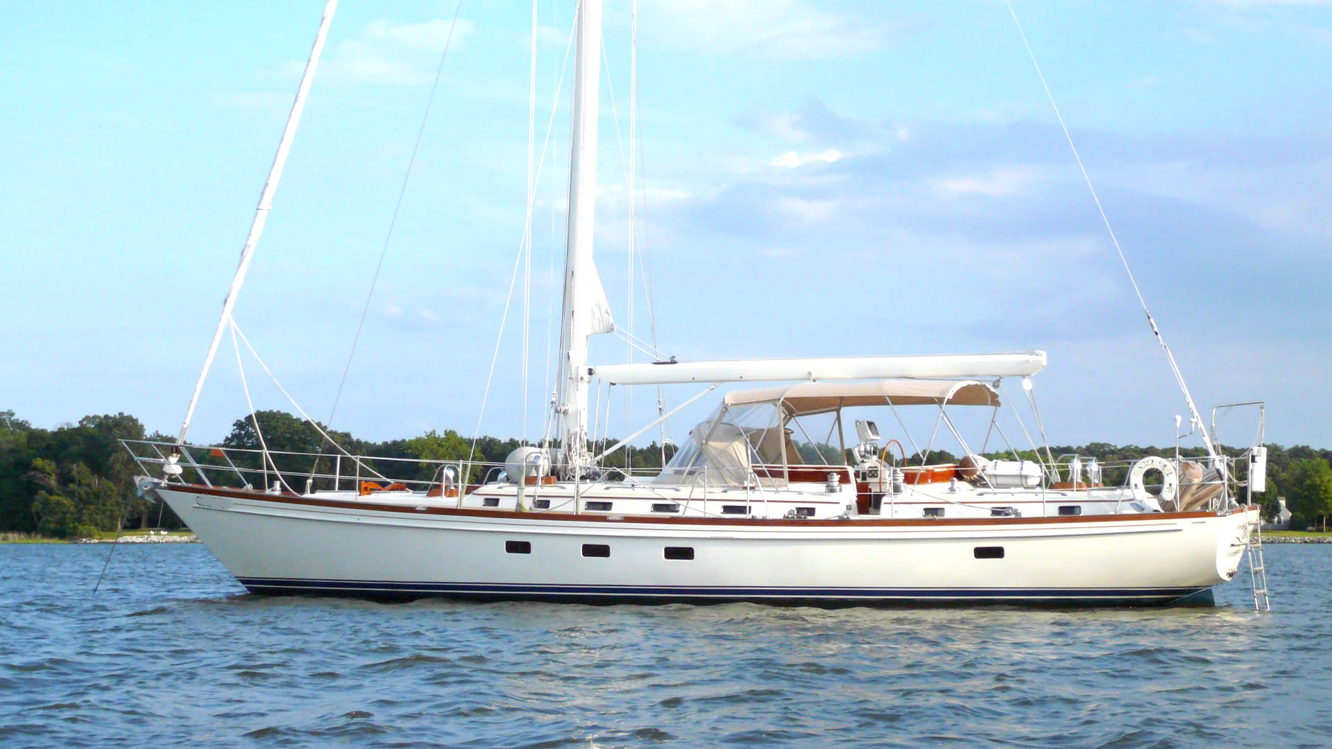 Little Harbor 59