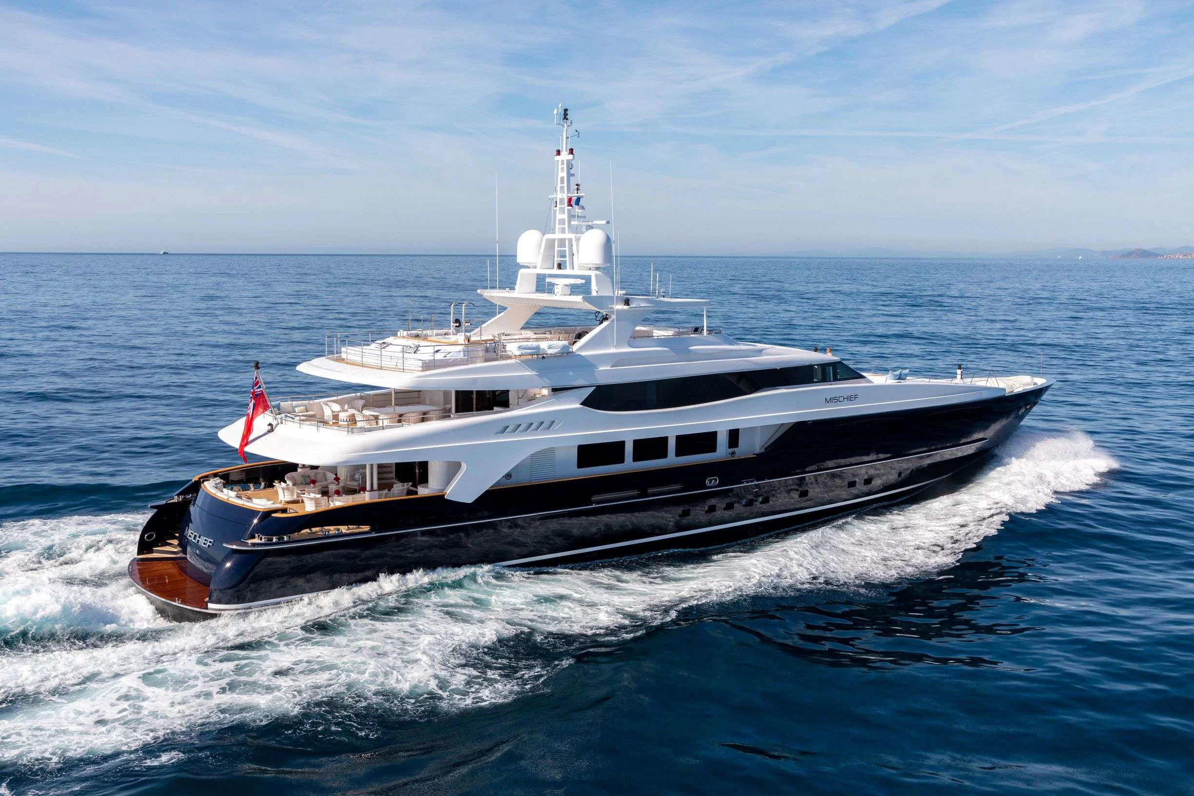 M/Y Mischief