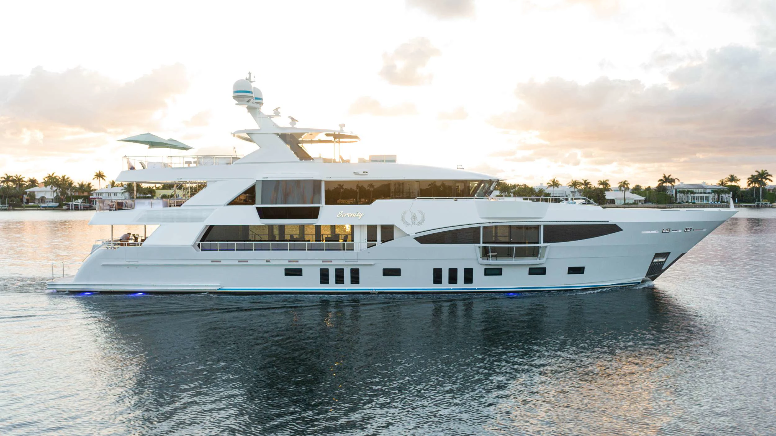 M/Y Serenity