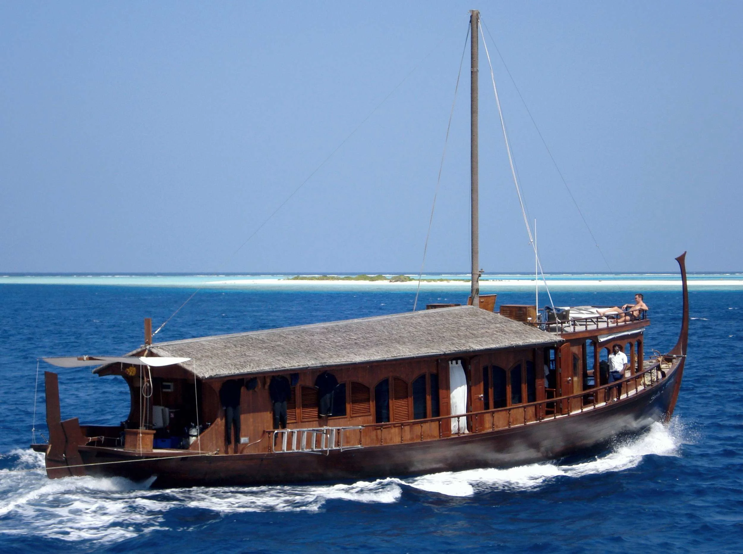 Dhoni Stella 2