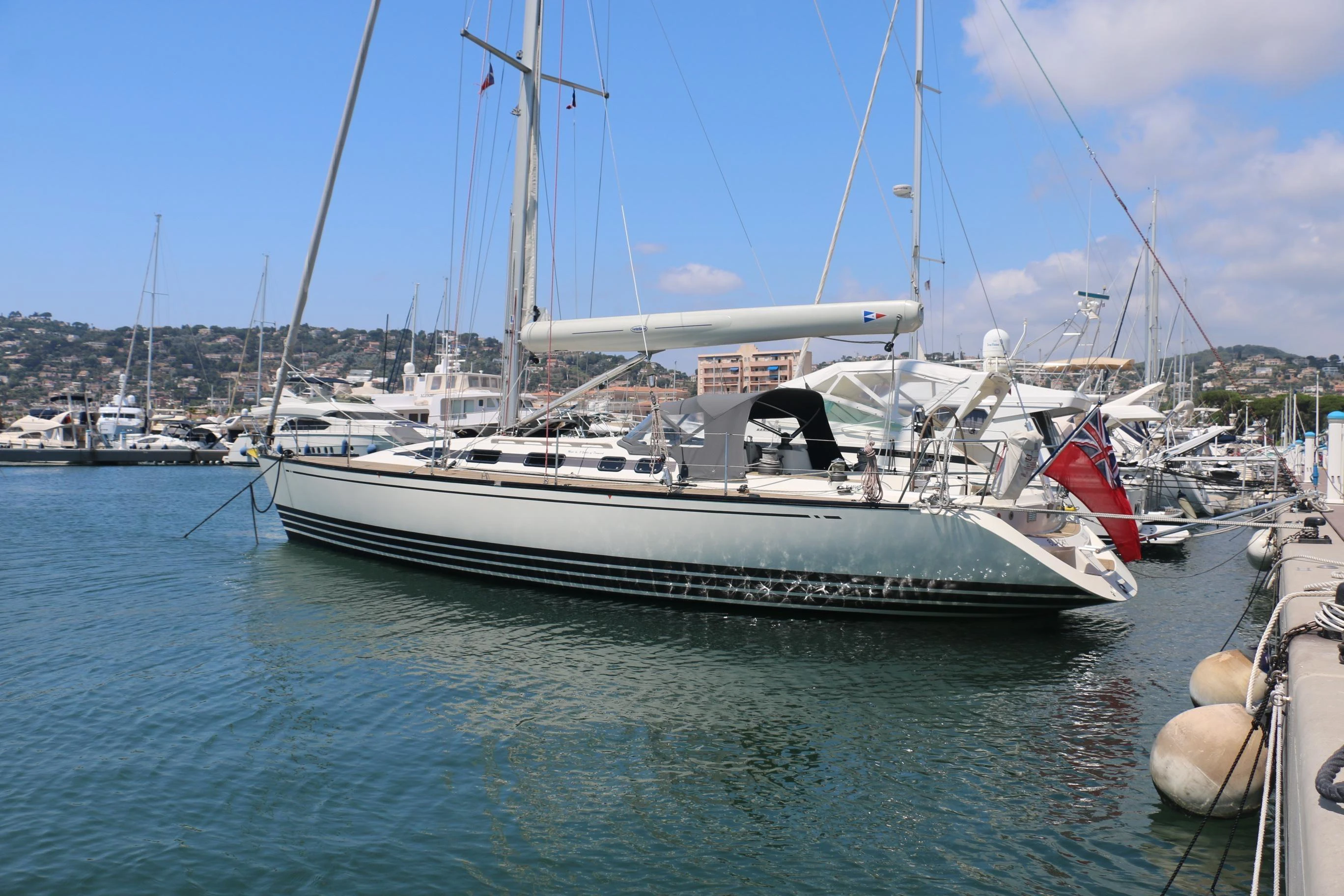 X-Yacht 442