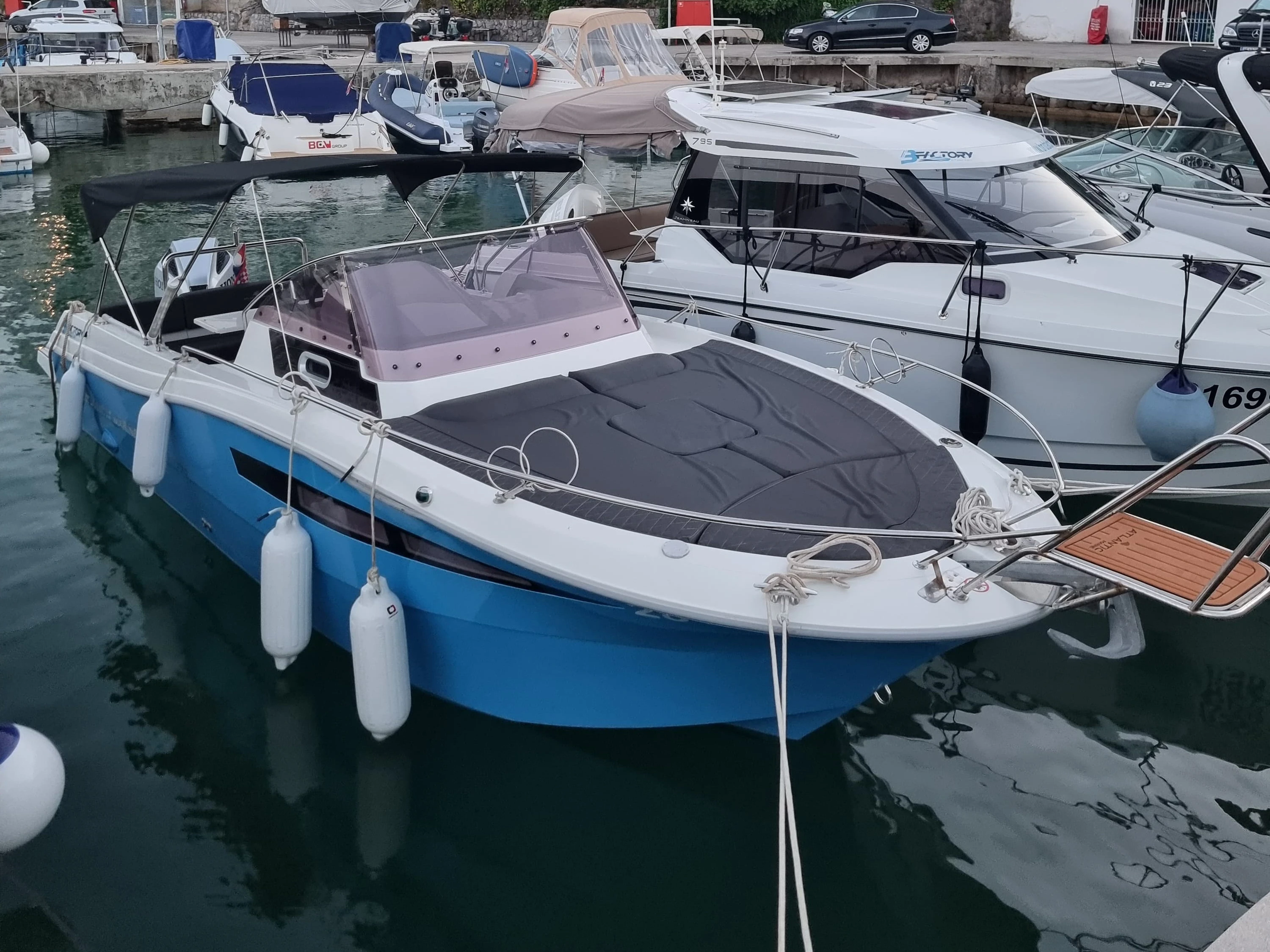 Sun Cruiser 730