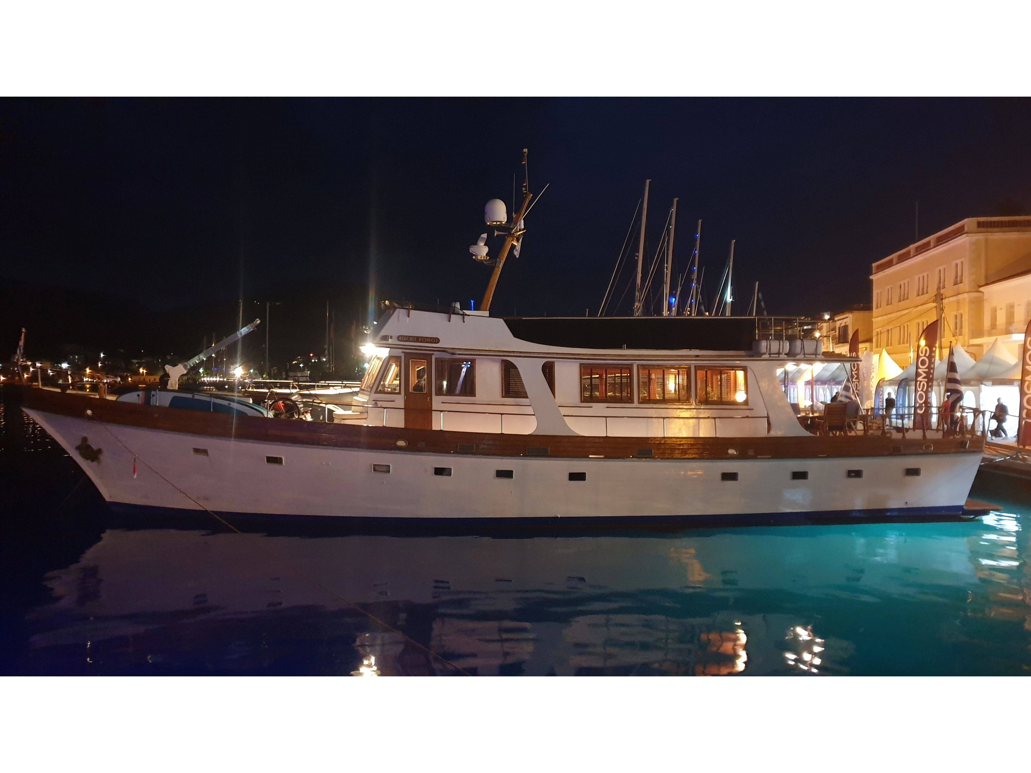 Grand Banks 72