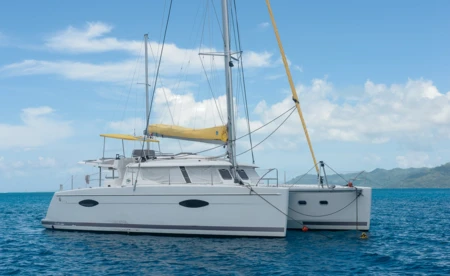 Helia 44