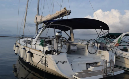 Oceanis 48