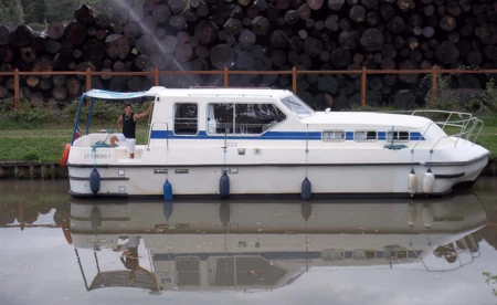 Triton 1050