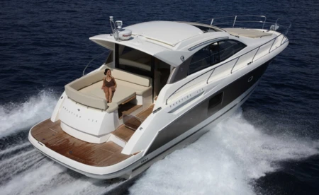 Prestige 42S