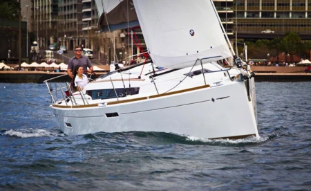 Sun Odyssey 389