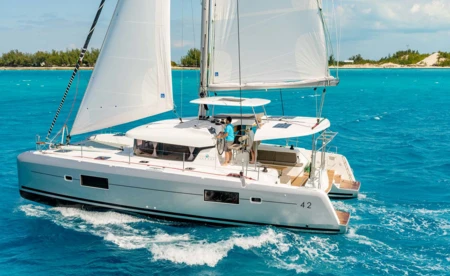 Lagoon 42