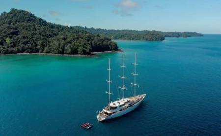 Yacht