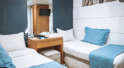 Cat C - Main deck - Double bed