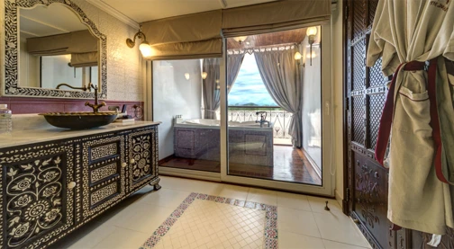 Noble suite