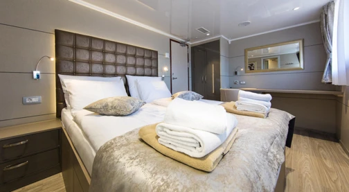 Double cabin - Main deck