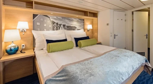 Panoramic Suite – Upper Deck