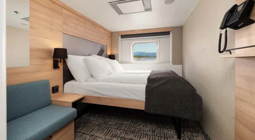Relax Outside Cabin – Middle Deck