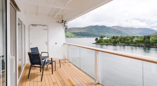 Cabina esterna accessibile alle sedie a rotelle con balcone