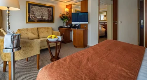 Suite