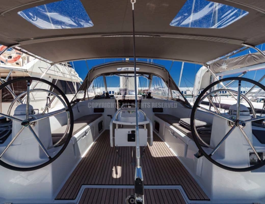 Sun Odyssey 519