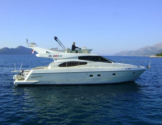 Ferretti 480
