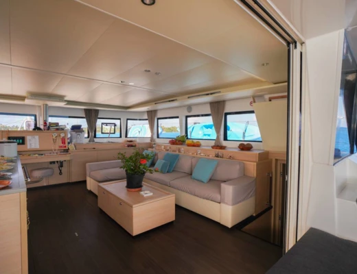 Lagoon 620