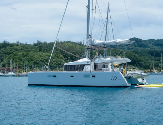Lagoon 52