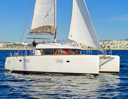 Lagoon 39