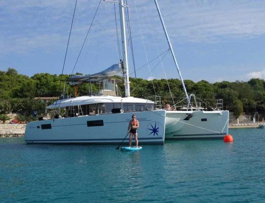 Lagoon 560