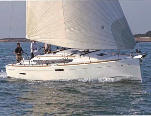 Sun Odyssey 379