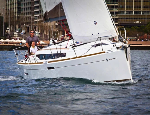 Sun Odyssey 389
