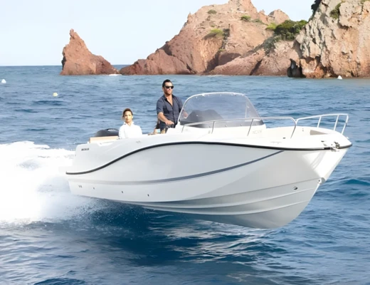 Quicksilver Activ 755 Open