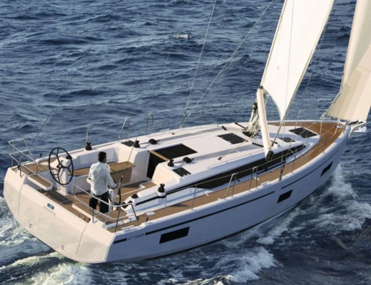 Bavaria C38
