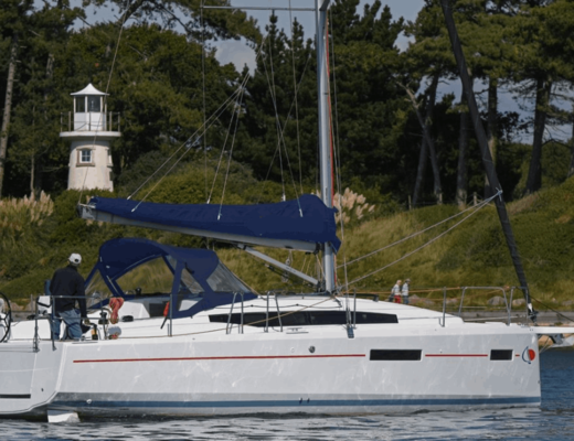 Sun Odyssey 380