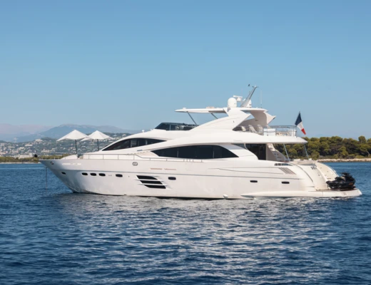 M/Y Skyra