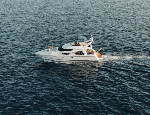 Sunseeker Manhattan 48 FLY